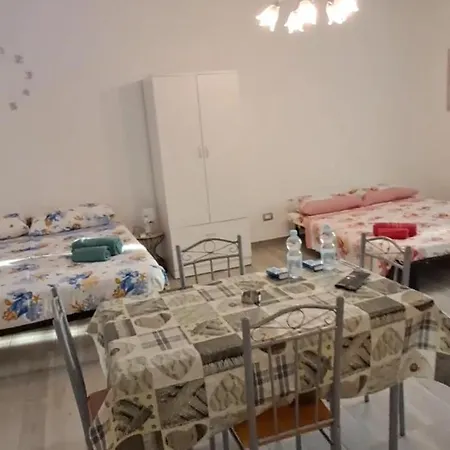 Center Regina Elena 49 King Apartment Olbia